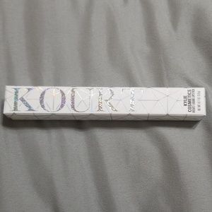 Kylie Cosmetics French Kiss
